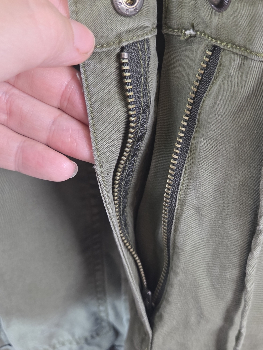 Pistola Olive Green Tencel Utility Romper Womens Small Button Front Drawstring - Picture 11 of 15